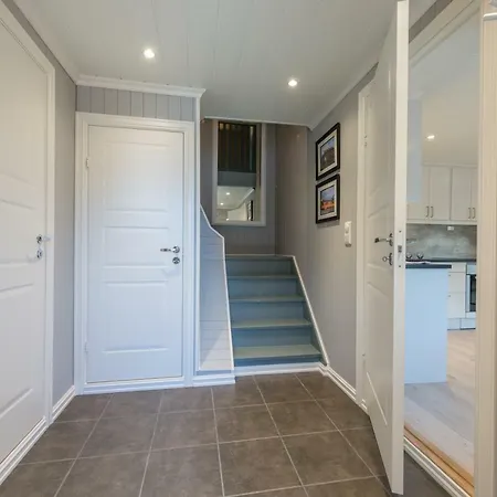 بيت للعطل Margithuset *